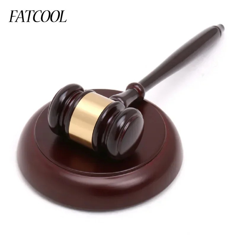 Wooden Handmade Craft Lawyer J - Woodworking Auctions avis et prix